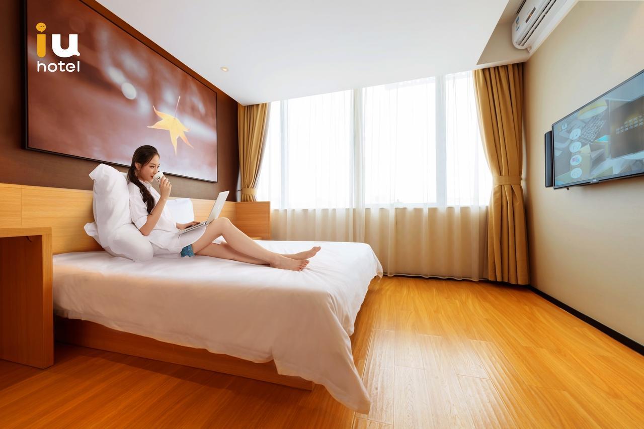 Iu Hotel Zhanjiang Haibin Avenue Xinhaimingchen Exterior photo