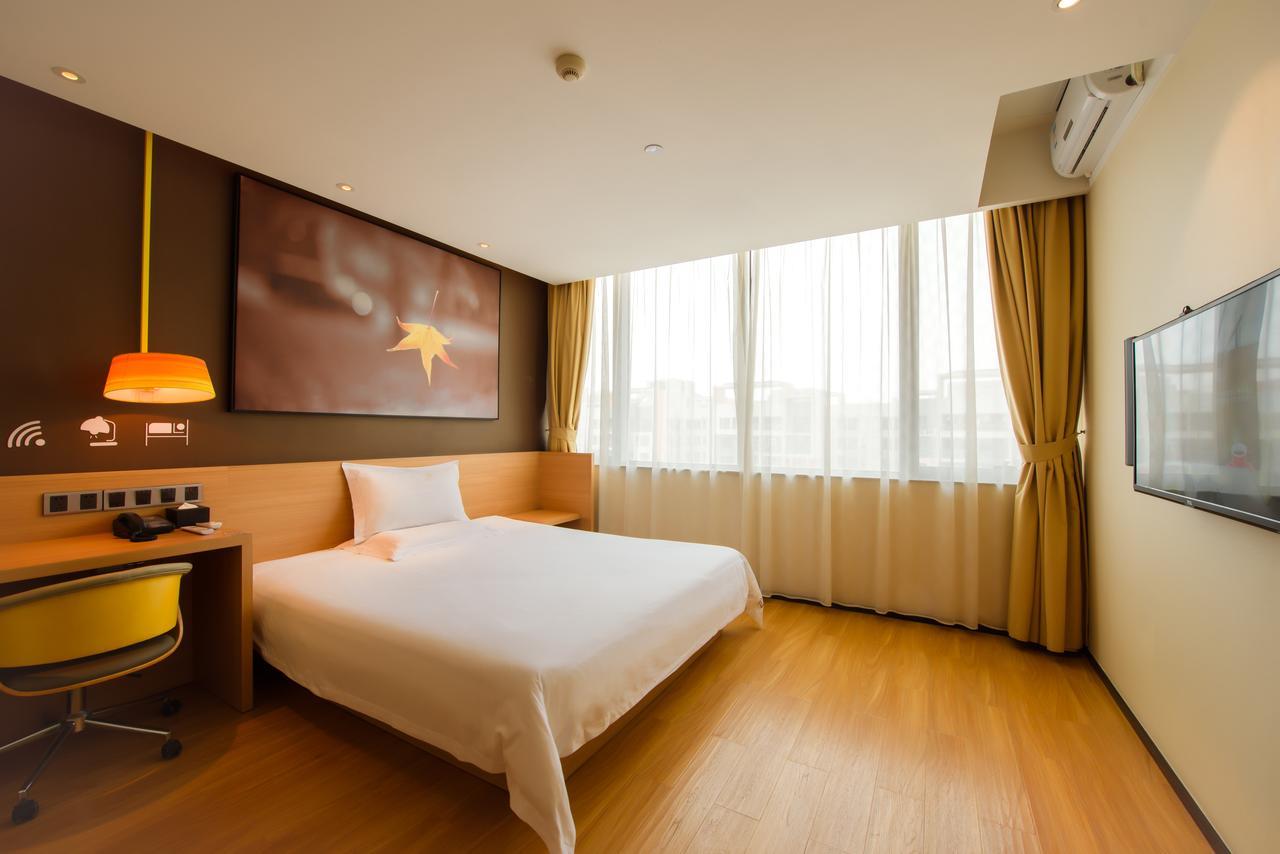 Iu Hotel Zhanjiang Haibin Avenue Xinhaimingchen Exterior photo