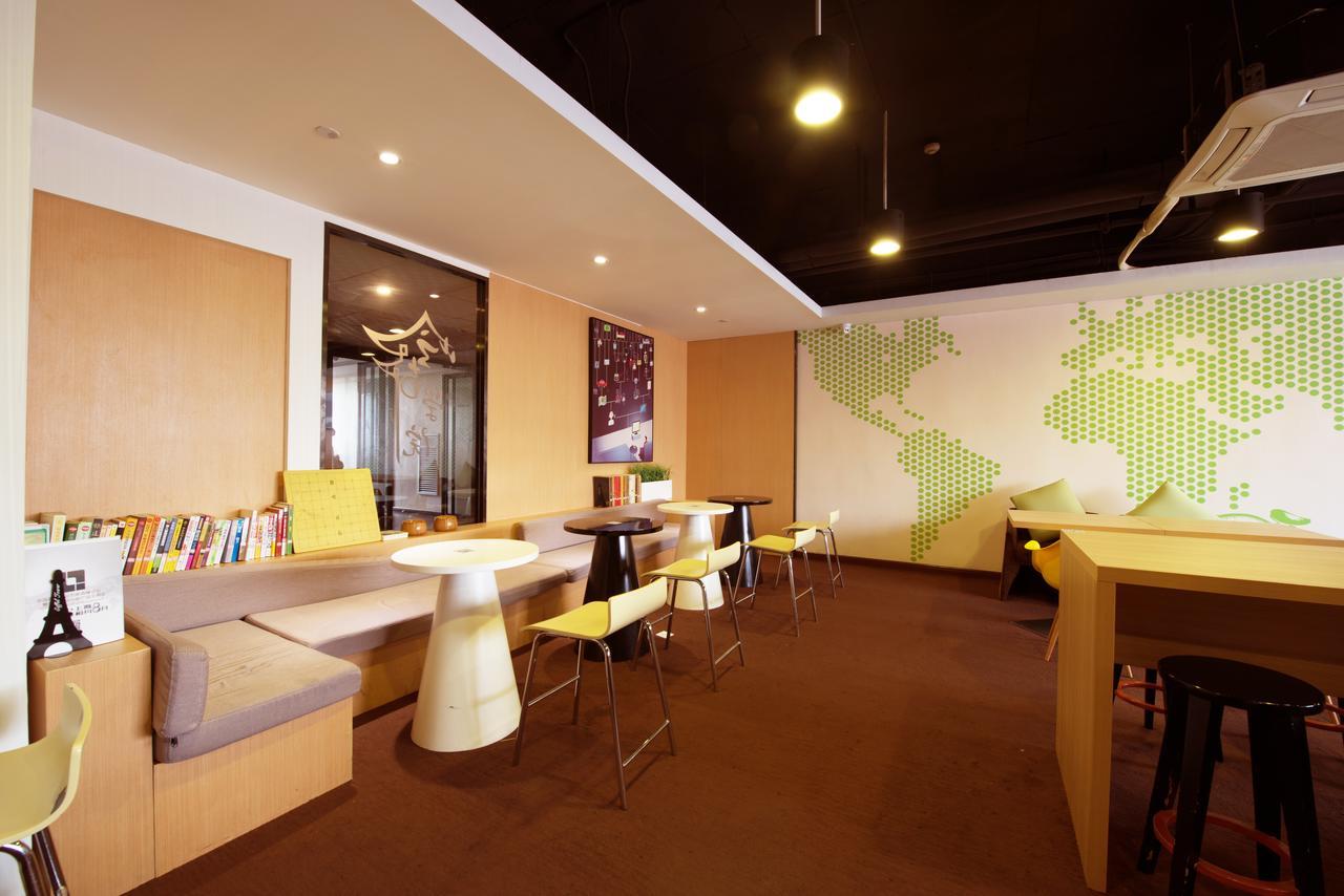 Iu Hotel Zhanjiang Haibin Avenue Xinhaimingchen Exterior photo