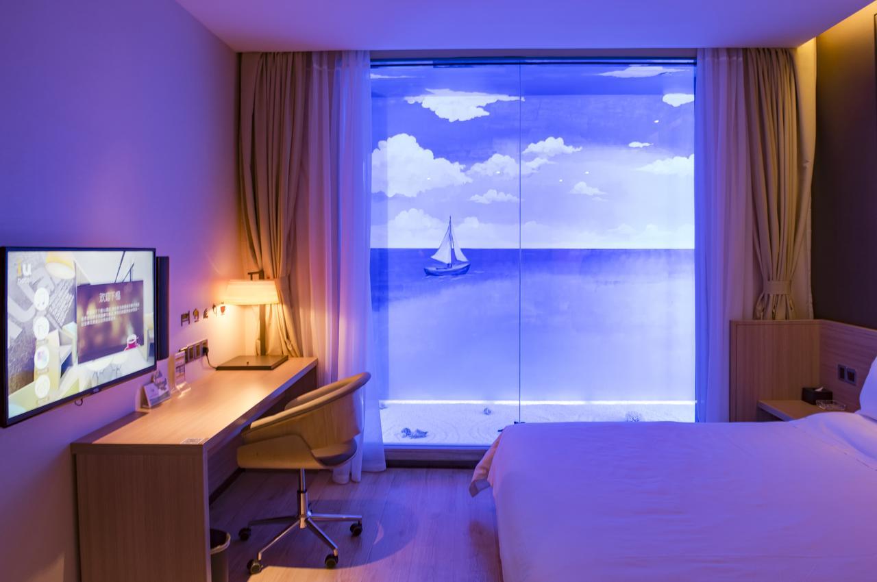 Iu Hotel Zhanjiang Haibin Avenue Xinhaimingchen Exterior photo